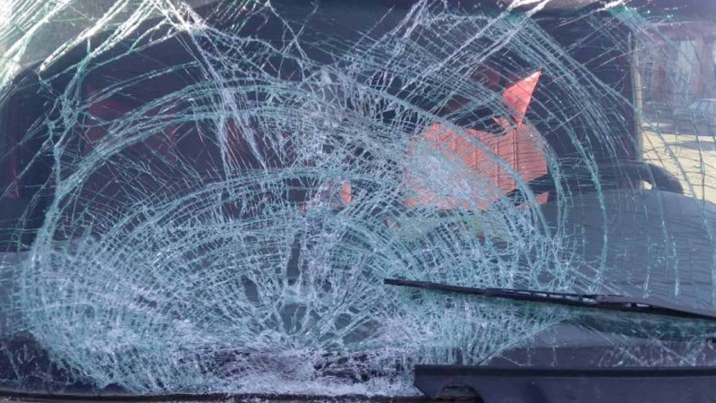 Yolu keçən 70 yaşlı qadın qəzaya düşüb