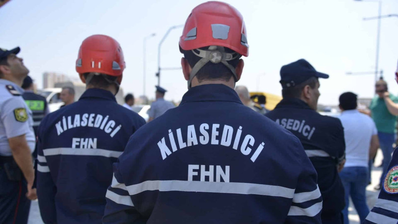 Nəzarətsiz qalmış uşağın xilasına ehtiyac yaranıb