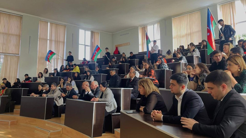 SDU-da “Xarıbülbülün Vətəni” adlı görüş təşkil olunub