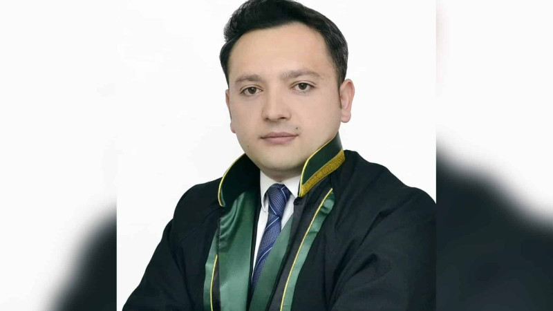 Sumqayıt Vəkil Bürosunun işçisi “İlin vəkili” seçilib