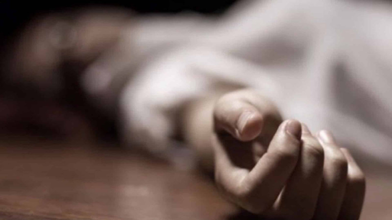 Ana bir evdə yaşadığı qızının öldüyünü bilməyib
