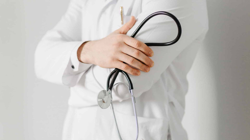 Sumqayıtda çalışan dermatoveneroloqların siyahısı