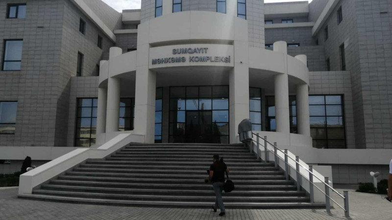 Həmşəhərlimizi öldürən şəxsin işi Ağır Cinayətlər Məhkəməsində