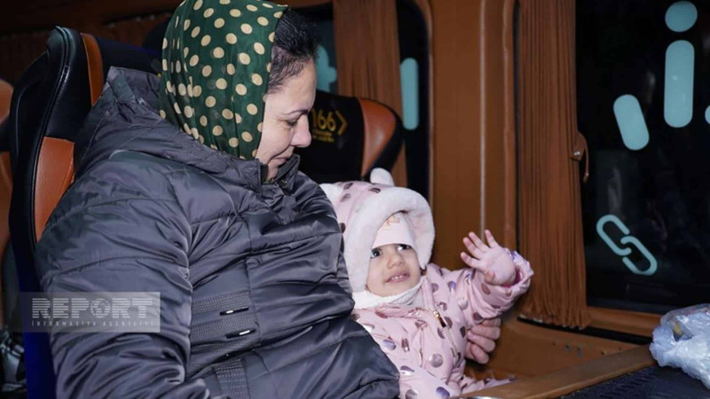 Sumqayıtda yaşayan ailələr Laçına köçüblər