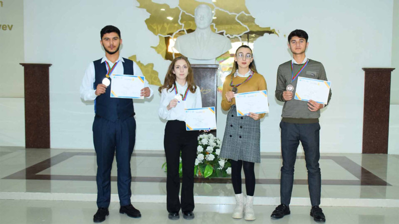 SDU-nun tələbələri “Qış Elm Festivalı”nda medal qazanıblar