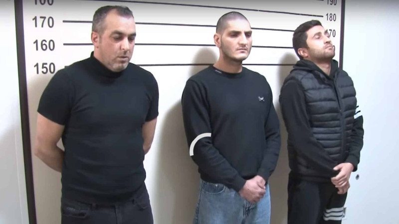 3 dostun uğursuz oğurluq hekayəsi