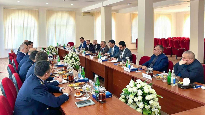 Müəssisə rəhbərləri gömrük sistemində aparılan islahatlar barədə məlumatlandırılıblar