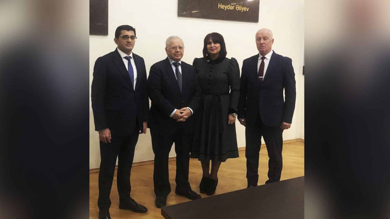 Görkəmli dövlət xadimi Həsən Həsənov SDU-nu ziyarət edib