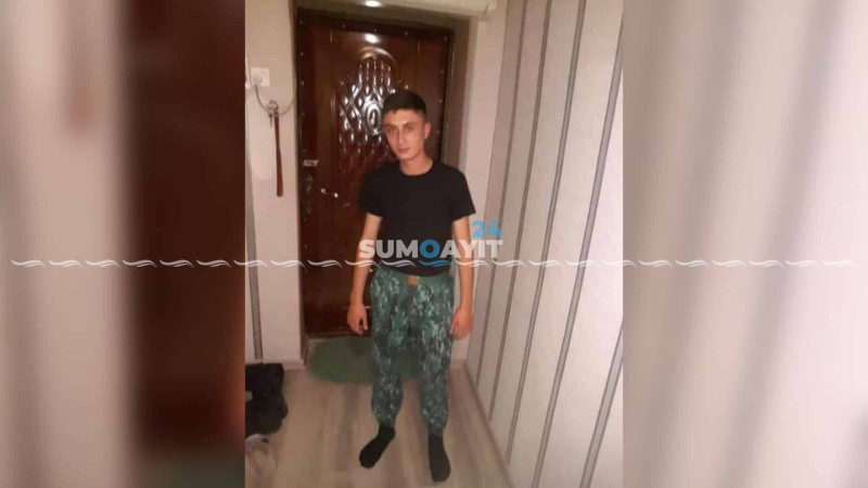 Özünü 5-ci mərtəbədən atan oğlanın fotosu