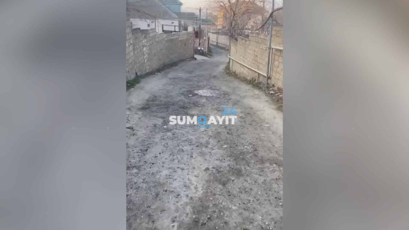 Çerkassı küçəsinin sakinləri çala-çuxurlu yollardan narazıdırlar