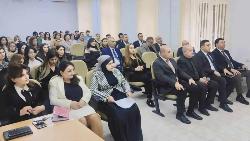 Sumqayıtda baş həkimlər və inzibati heyət üçün tədbir olub