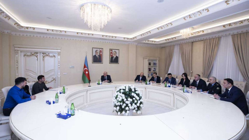 Komitə sədri vətəndaşlarla görüşüb