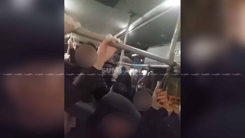 33 nömrəli avtobuslarda aşırı sıxlıq yaşanır