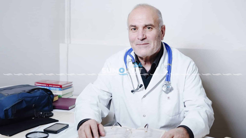 Veteran, məşhur həkim Rizvan Əkbərov vəfat edib