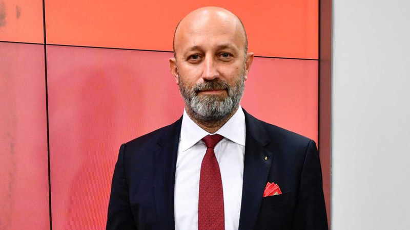 “Qalatasaray”ın direktoru “Sumqayıt”ın oyununu izləyib