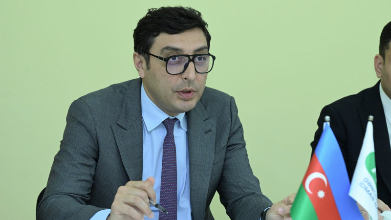 Gənclər və idman naziri sakinlərlə görüşüb