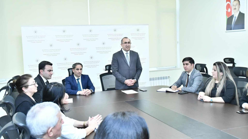 Bir qrup partiya fəalına təşəkkürnamələr təqdim edilib