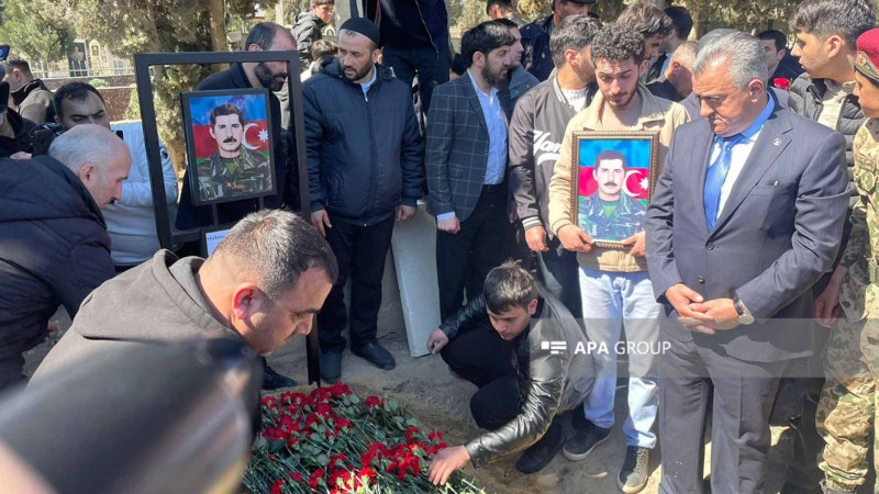 Xocalıda kütləvi məzarlıqda tapılan şəhidin qalıqları 32 ildən sonra torpağa tapşırılıb