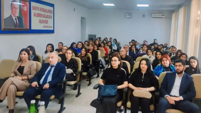 Səhiyyə işçiləri maarifləndirici seminarda iştirak ediblər