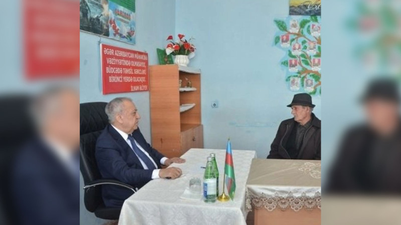 Qubadlının icra başçısı sakinlərin müraciətlərini dinləyib
