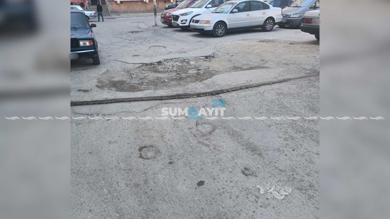 “Qaş düzəlib, göz çıxıb”: boru təmirindən sonra yol çöküb