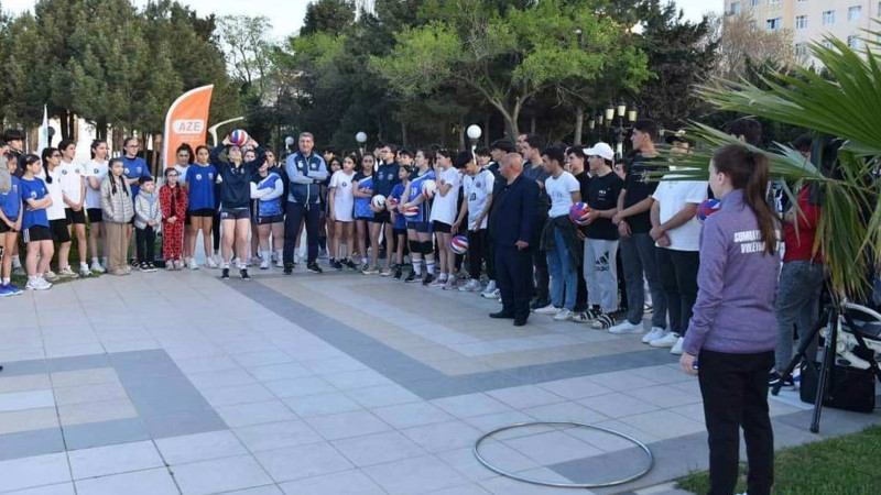 Yeniyetmə və gənclər Heydər Əliyev Parkında təşkil olunan idman tədbirinə qatılıblar