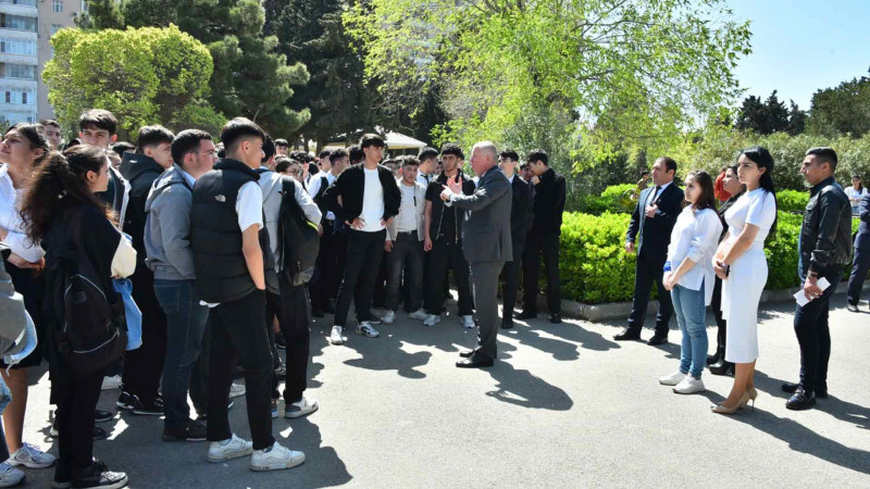 SDU-da şagirdlərin ali təhsil müəssisəsi ilə tanışlığı davam edir