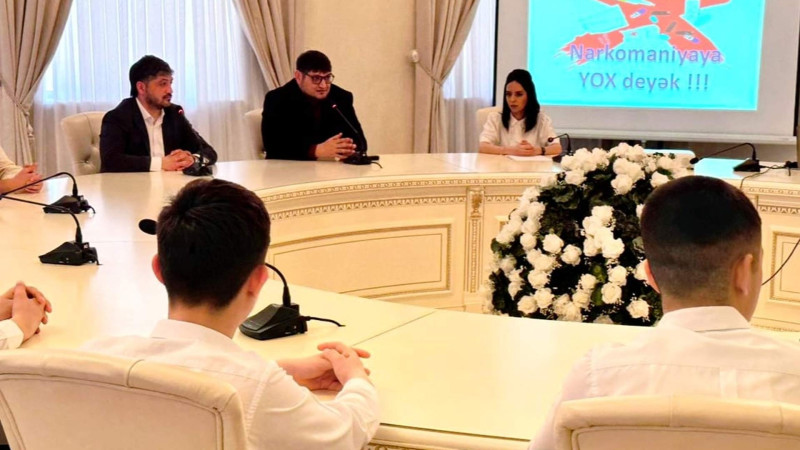 Narkomaniya üzrə ekspert gənclərə narkotiklərin fəsadlarını izah edib