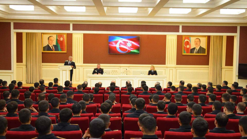 Sumqayıt prokuroru kursantlarla öz təcrübəsi ilə bölüşüb