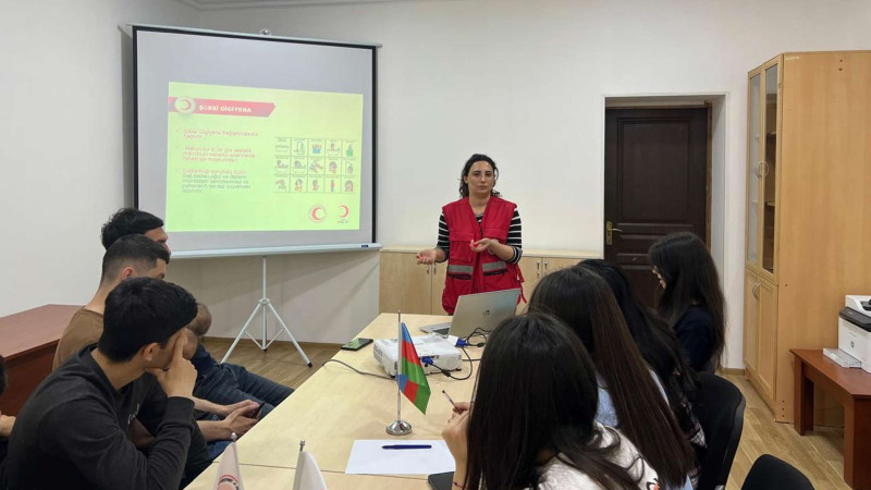 QAC-nin bölməsində tələbələr üçün seminar olub