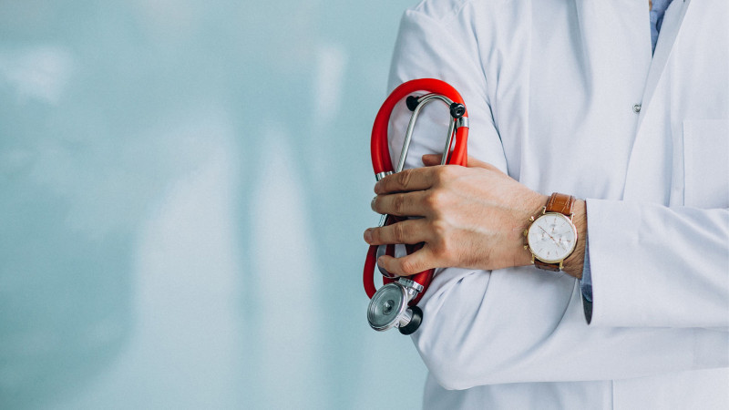 Sumqayıtda həkim vakansiyası var