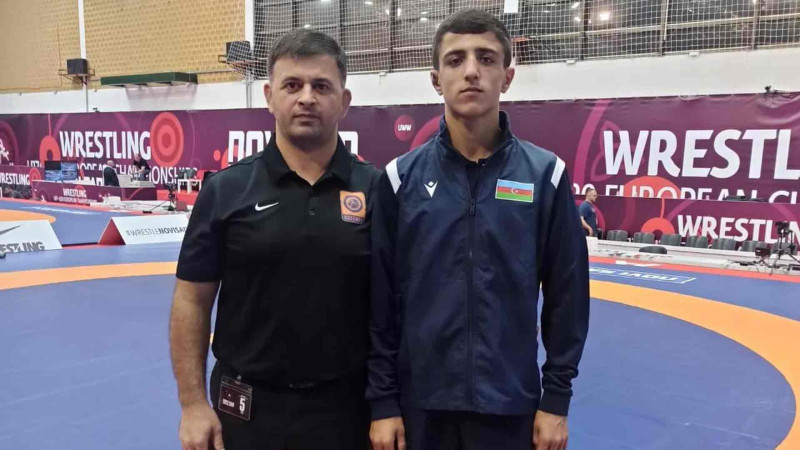 Güləşçimiz qitə çempionatının fəxri kürsüsünə qalxıb