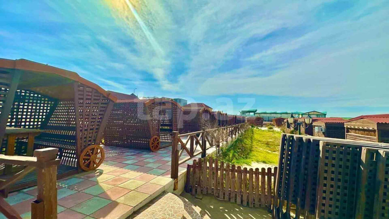 Novxanıda 3 milyon 850 minə çimərlik satılır