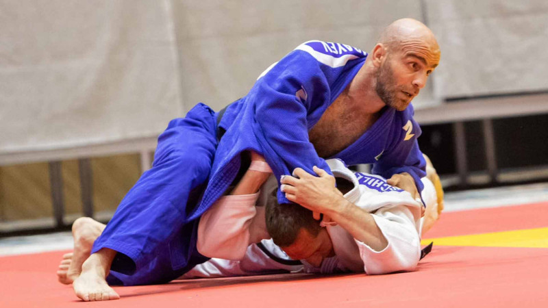 Fərhad Rəcəblidən sonra Vüqar Babayev də qitə çempionu olub