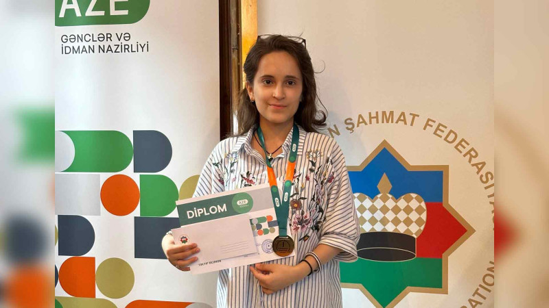 Gənc şahmatçımız dünya çempionatına vəsiqə qazandı