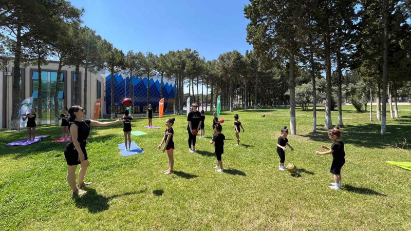 Mehdi Hüseynzadə adına stadionda gimnastika üzrə ustad dərsləri təşkil olunub