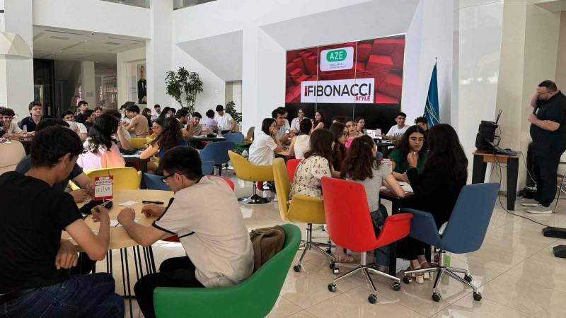 Tələbələrimiz intellektual yarışda biliklərini sınayıblar