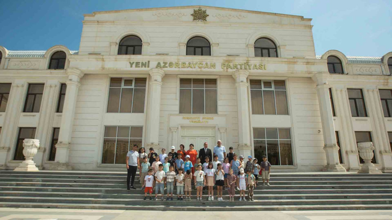 Uşaqların futbol düşərgəsi başa çatıb