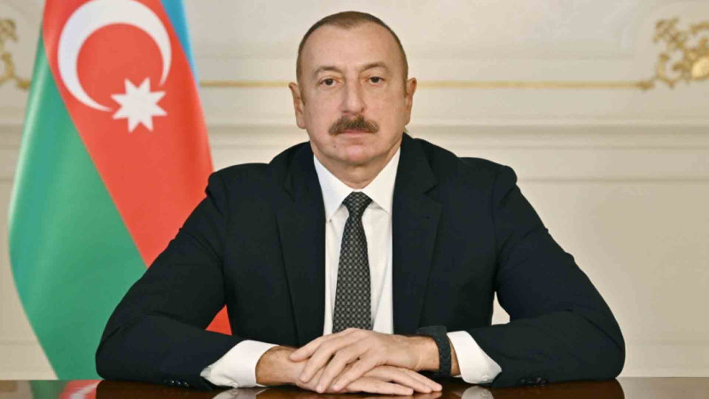 Prezident əcnəbilərlə bağlı qərarı təsdiqləyib