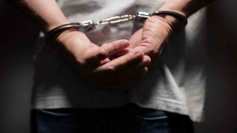 Dələduzlar iki vətəndaşın xeyli miqdarda pulunu ələ keçiriblər