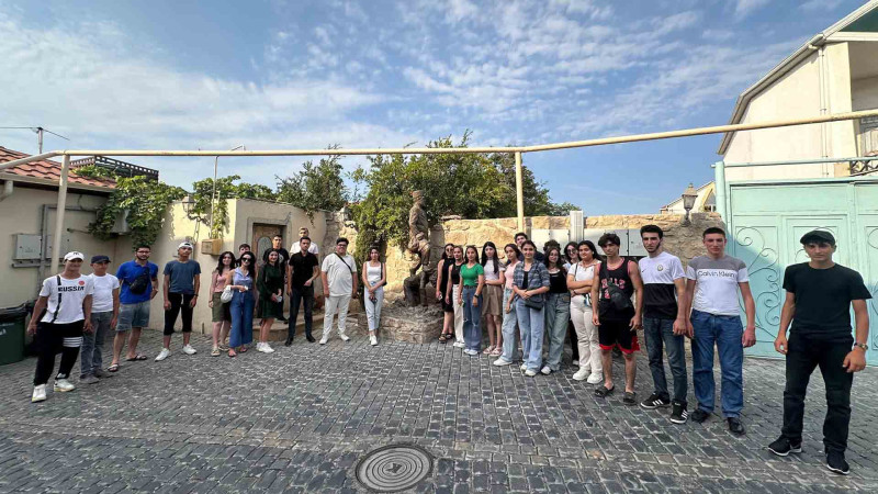 Gənclər Abşeron Milli Parkı və Balaxanı qəsəbəsində ekskursiyada olublar
