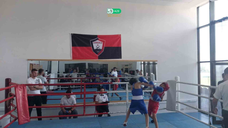 Yeniyetmə boksçularımız İnkişaf turnirində mübarizə aparıblar