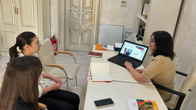 “Yay Təcrübə Proqramı iştirakçıları ilə görüşlər təşkil olunub
