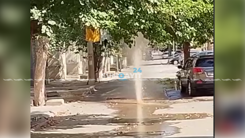 4-cü mikrorayonda su borusu partlayıb