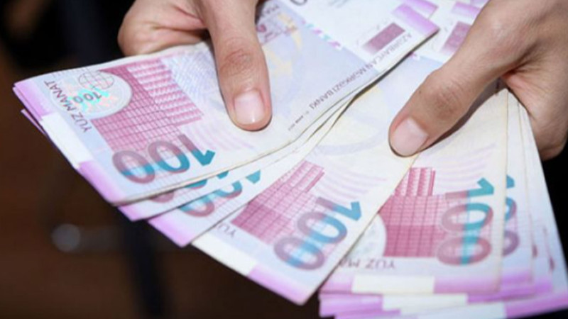 Sumqayıtda orta aylıq maaş 900 manata çatır