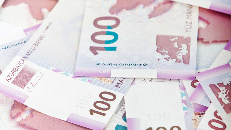 Şəhər sakininin 3.100 manatı ələ keçirilib