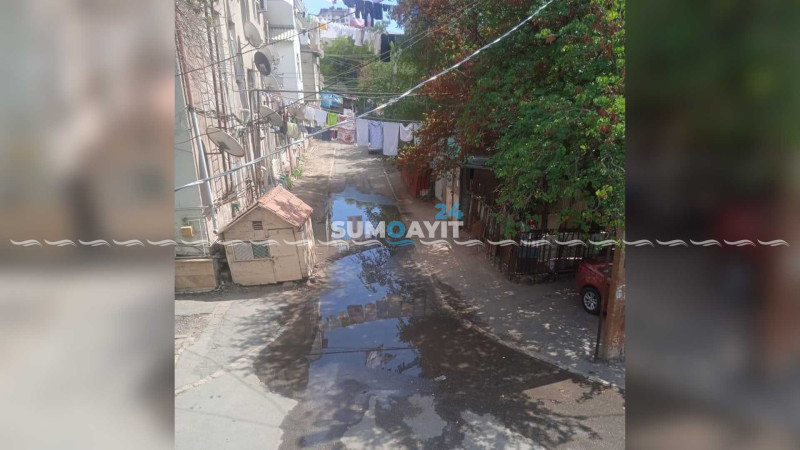 Sumqayıtda məhəlləni çirkab sular basıb