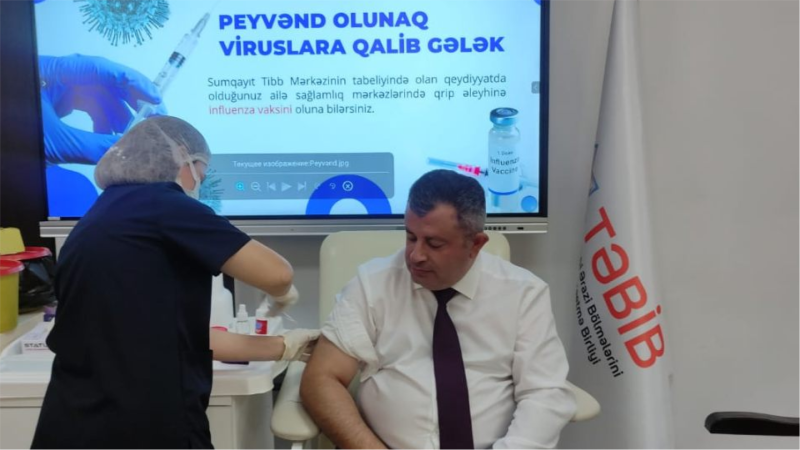 STM-in əməkdaşları peyvəndləniblər