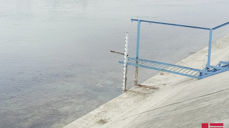 Su kanalında meyit aşkarlanıb