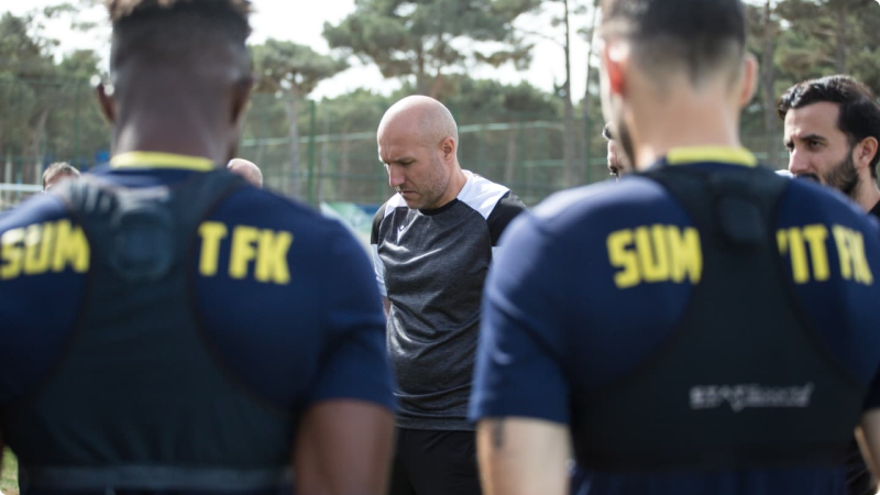 Sumqayıt futbolçularından şəhidlərə vəfa borcu